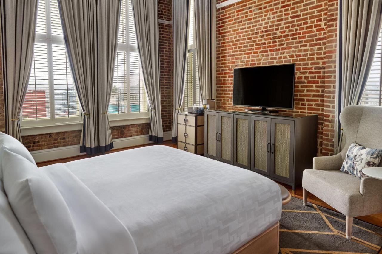 The Tremont House, Galveston, A Tribute Portfolio Hotel Buitenkant foto
