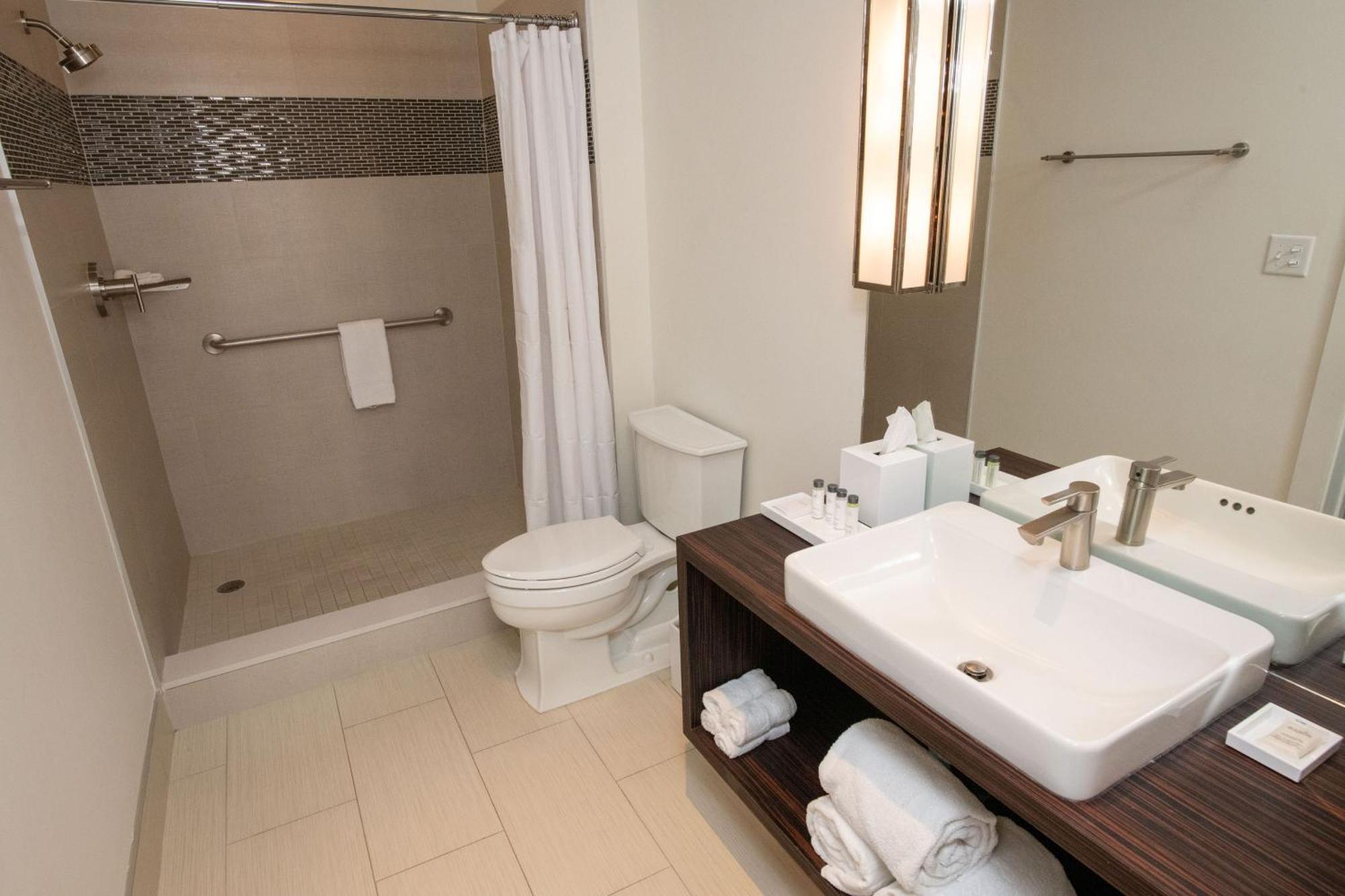 The Tremont House, Galveston, A Tribute Portfolio Hotel Buitenkant foto