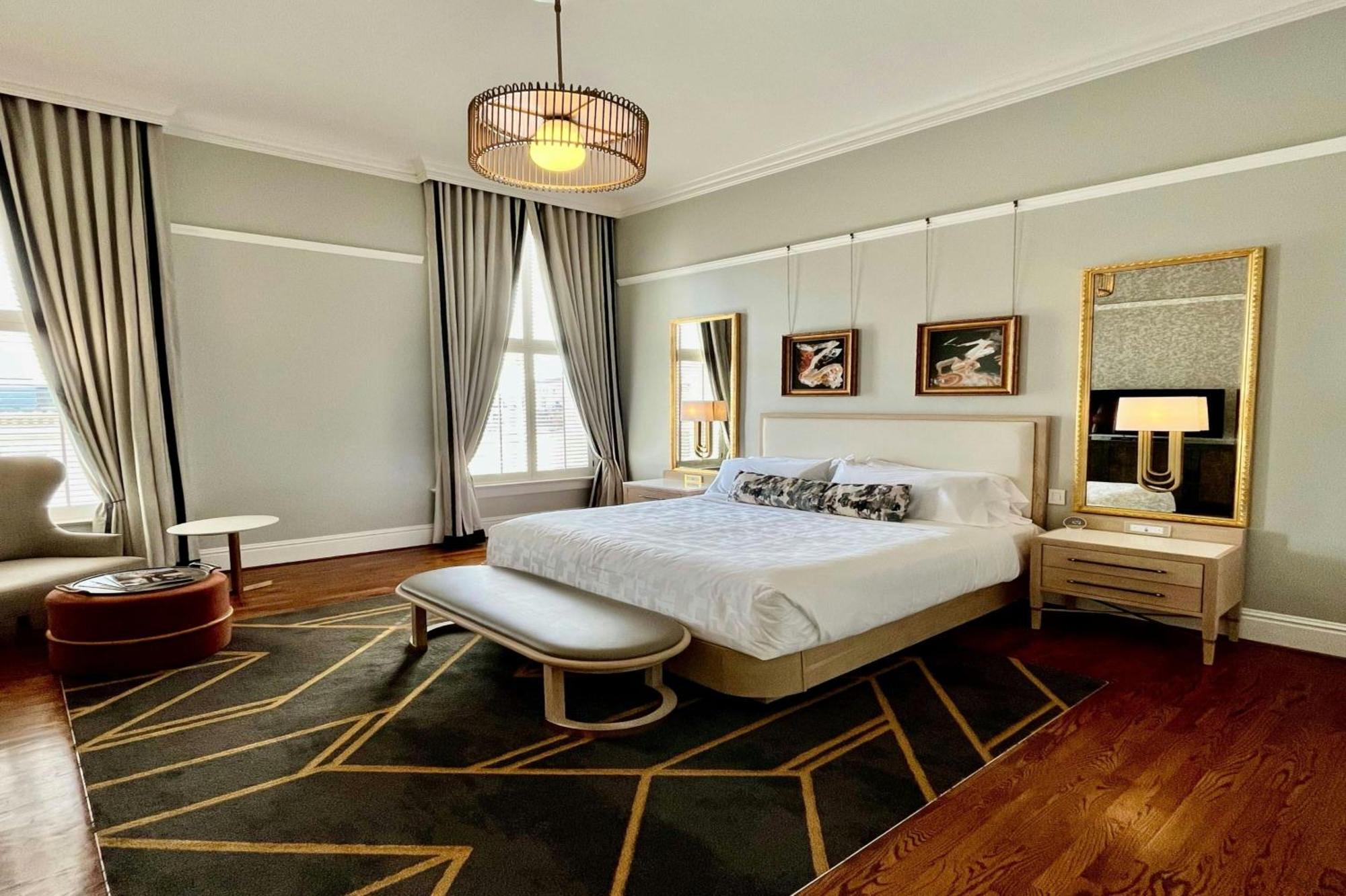The Tremont House, Galveston, A Tribute Portfolio Hotel Buitenkant foto