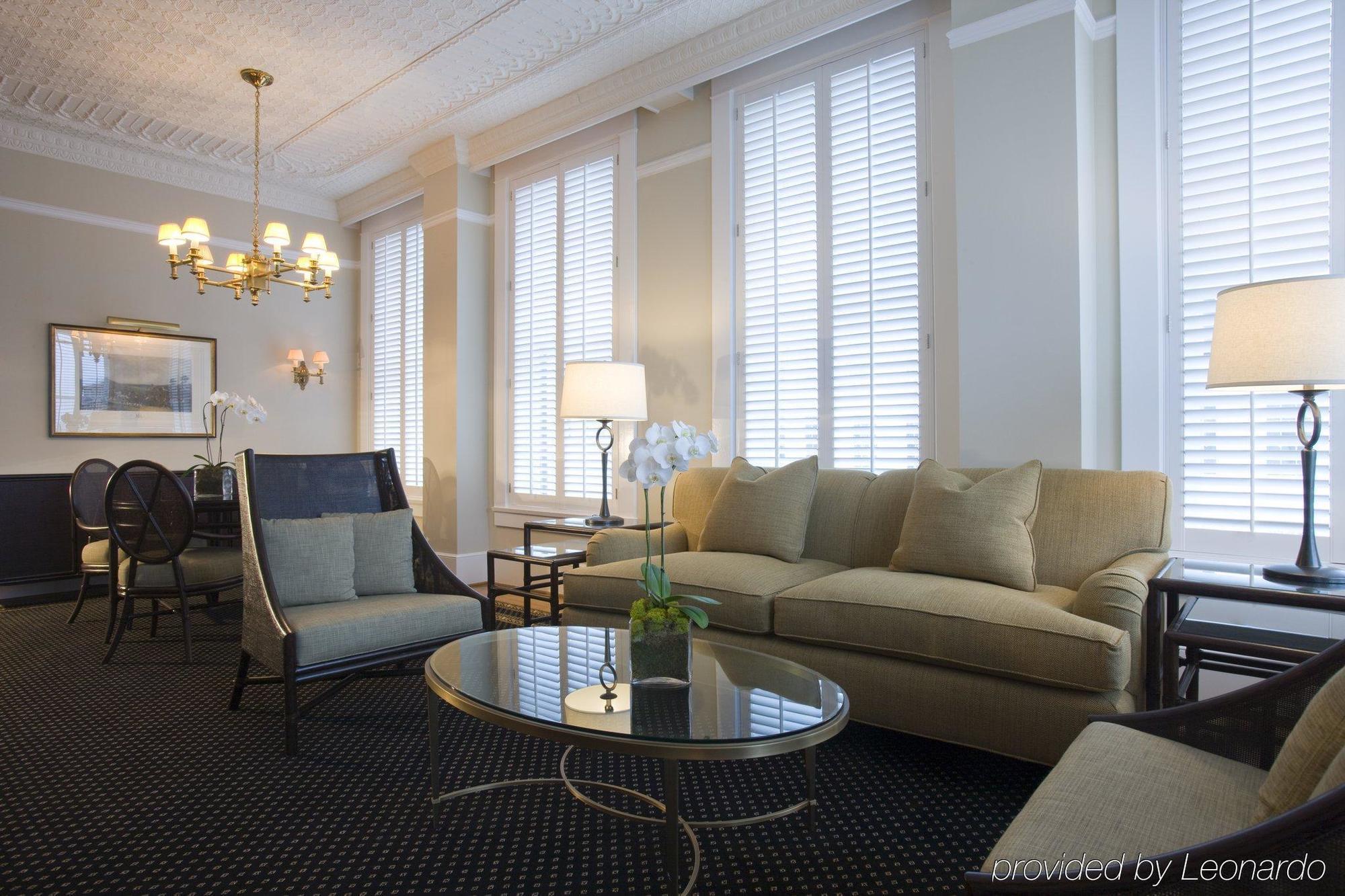 The Tremont House, Galveston, A Tribute Portfolio Hotel Buitenkant foto