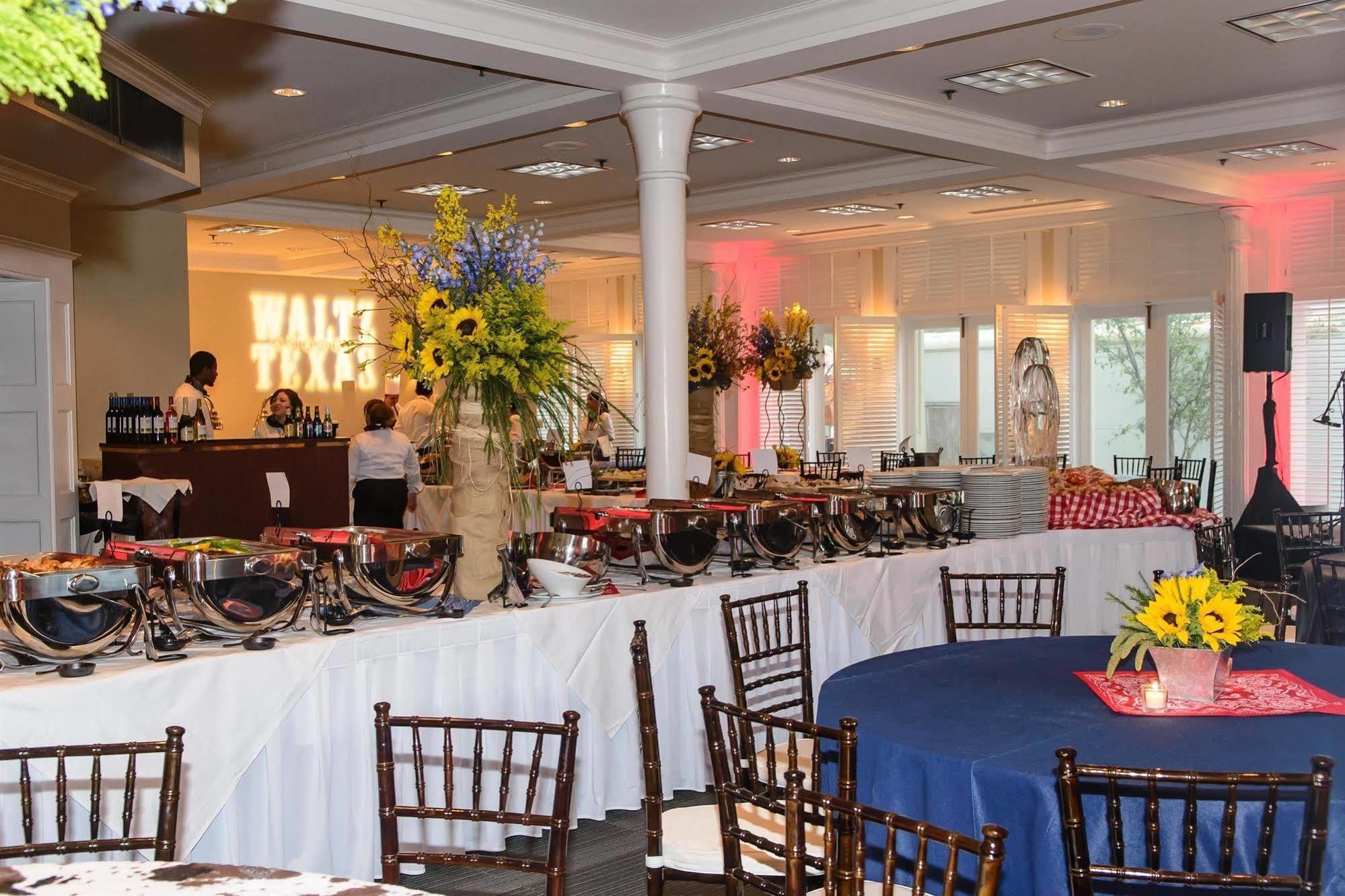 The Tremont House, Galveston, A Tribute Portfolio Hotel Buitenkant foto