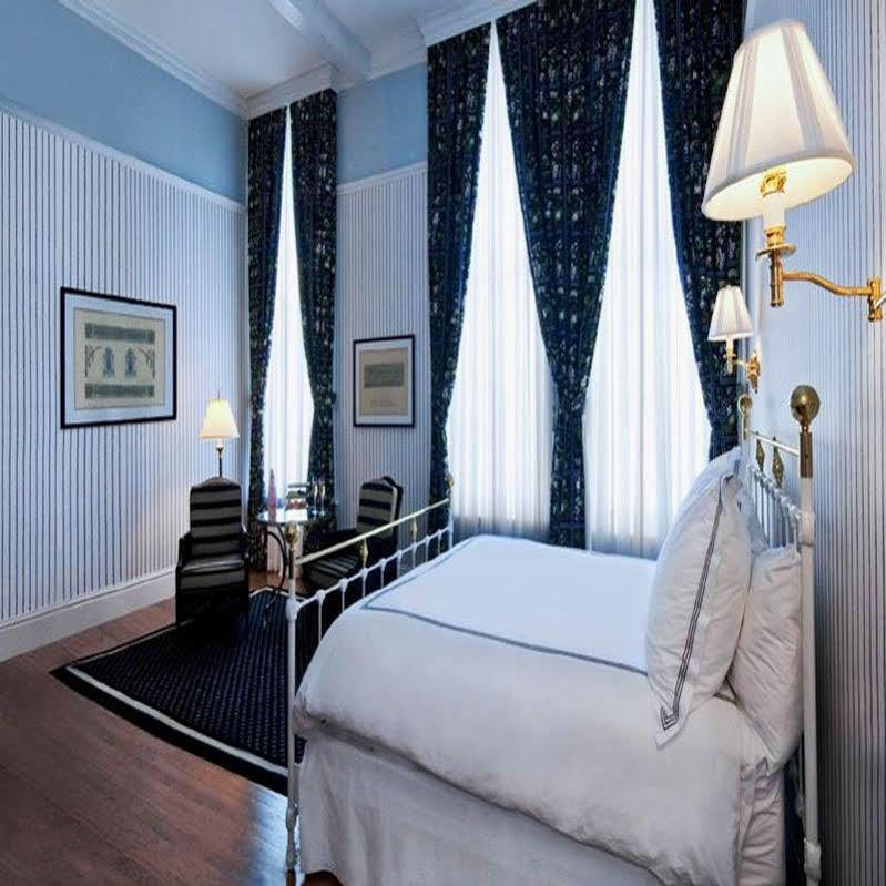 The Tremont House, Galveston, A Tribute Portfolio Hotel Buitenkant foto